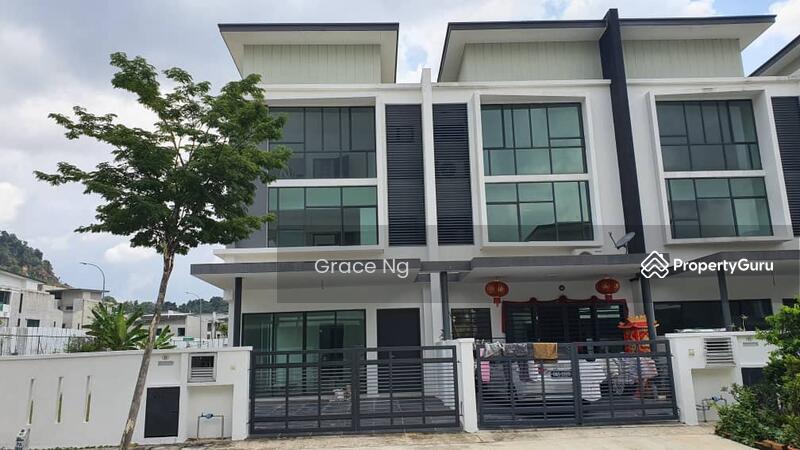 For Sale - New Launched 3sty Terrace House 20x65/20x70 @ Shah Alam